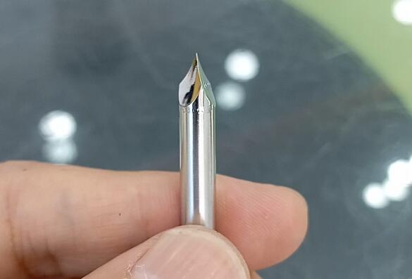 醫(yī)療器械拋光和鏡面噴砂機簡直是絕配！
