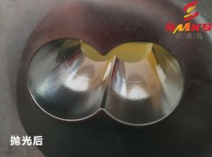 把銹跡斑斑的異形孔拋光成鏡面狀態(tài)！